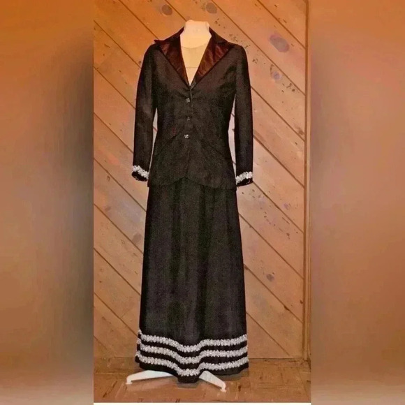 Maurice Antaya Sakowitz custom Women's Suit w Skirt elaborate bead trim - Picture 1 of 10